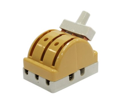 CUCHILLA DE INTERRUPTOR DE PORCELANA 3X100A 2 TIRO